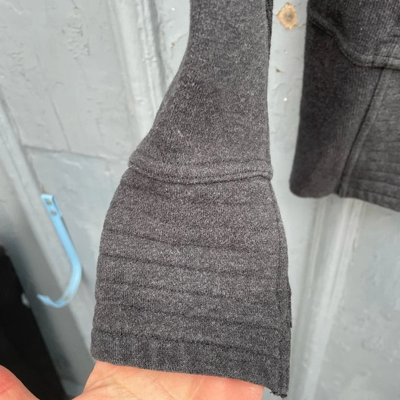 Lululemon Radiant Jacket In Heathered Black,  Size 4 - Picture 11 of 11